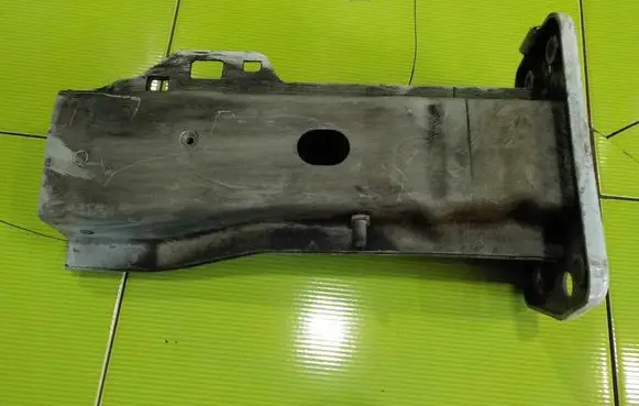 Alfa Romeo Giulietta Front bumper shock/impact absorber PRZOD 11AB40 8E05AEA076A04D5684