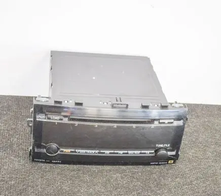 Toyota Prius (XW20) Radio/CD/DVD/GPS head unit 8612047240 DEXMG8267ZT02