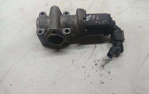 Opel Zafira B EGR valve 55215031