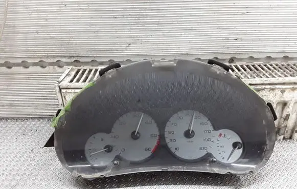 Peugeot Partner Speedometer (instrument cluster) 9656801780