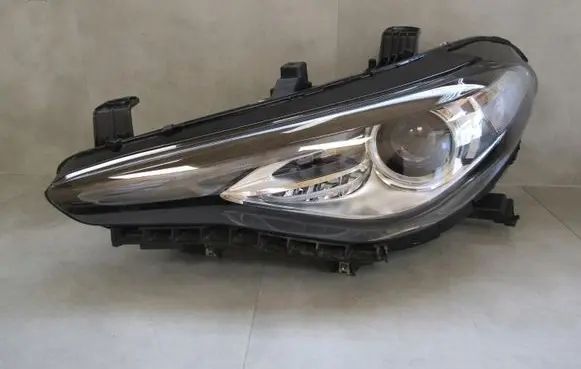 Alfa Romeo Giulia Headlight/headlamp