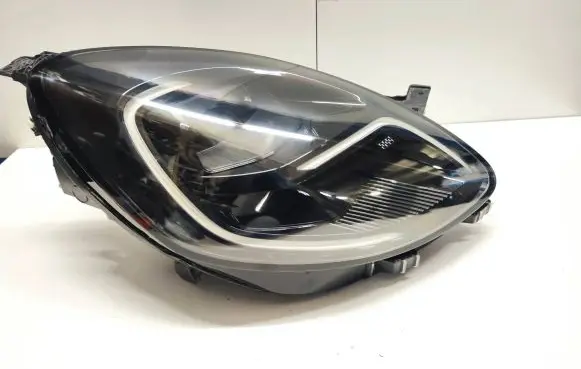 Ford Puma Headlight/headlamp L1TB13100CH L90202400