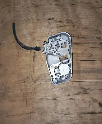 BMW 3 E46 Tail light bulb cover holder 230570R