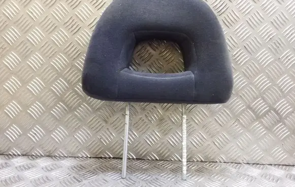 Mitsubishi Pajero Front seat headrest 