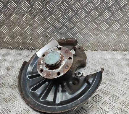Volkswagen Golf VII Rear wheel hub 5Q0505435F