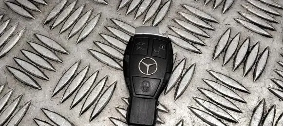 Mercedes-Benz E W212 Ignition key/card 