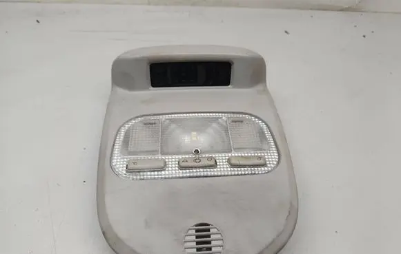 Peugeot 5008 Front seat light 9681370177