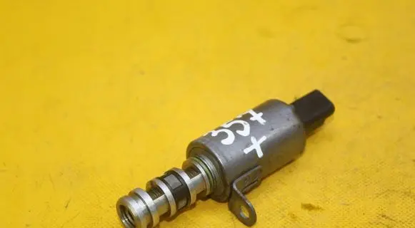 Mini One - Cooper Coupe R56 Camshaft vanos timing valve V756665280