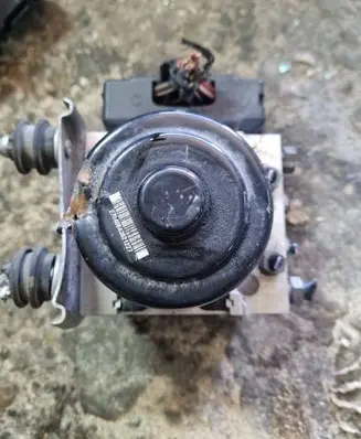 Volkswagen Touareg III ABS Pump 7P0614517M 10021208804