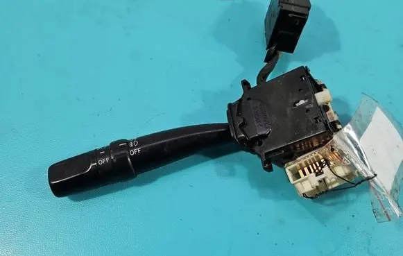 Toyota Avensis T220 Headlight wiper switch 17A0895 IMPRK1513326