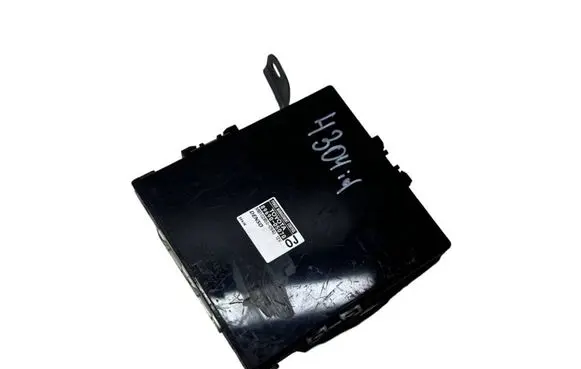 Toyota Avensis T270 Other control units/modules 8969005070 MB1028500940
