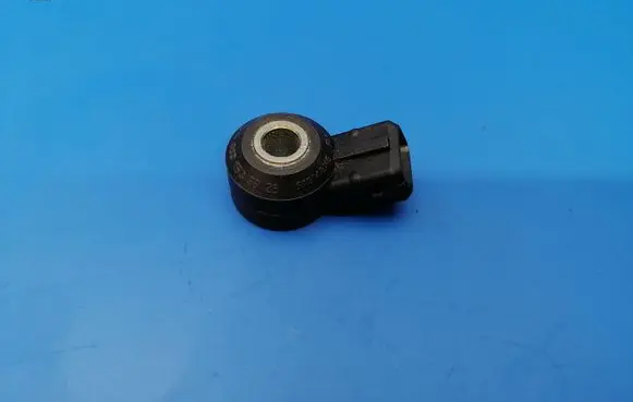 Mercedes-Benz ML W163 Detonation knock sensor A0031538928