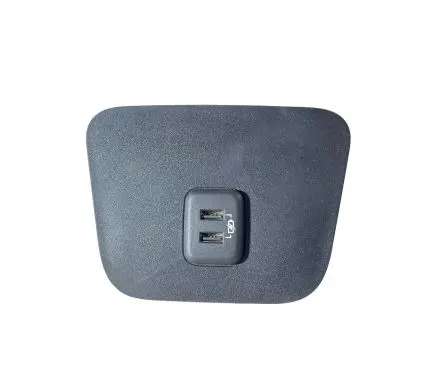 Chevrolet Equinox USB socket connector 13539082