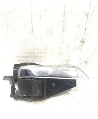 Suzuki Swift II Front door interior handle