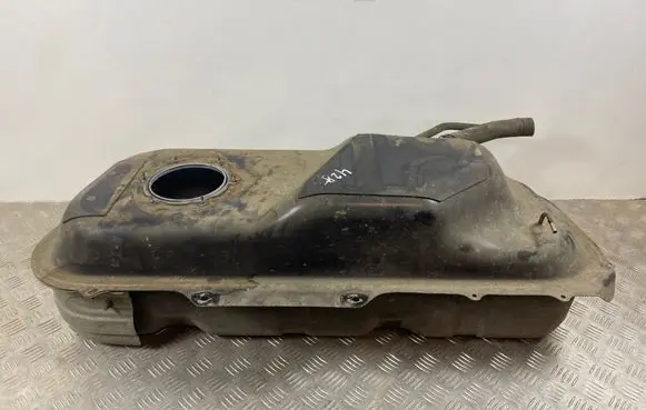 Mitsubishi Outlander Fuel tank 