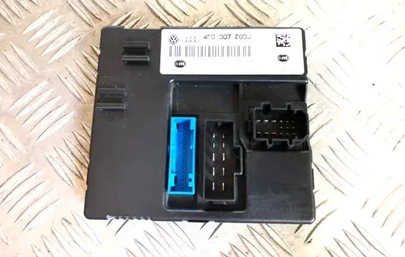 Audi A6 S6 C6 4F Comfort/convenience module 4F0907289J 4F0910289J 5DK00876226