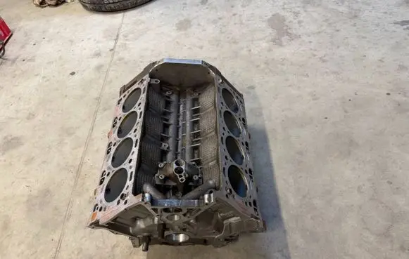 BMW 7 F01 F02 F03 F04 Engine block 7604234 N63B44A