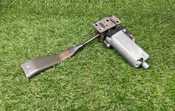 Volvo S60 Seat adjustment motor 0390203219 905416103