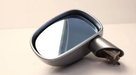 Front door electric wing mirror