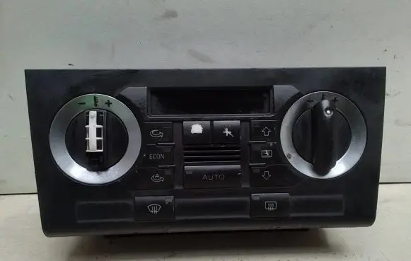 Audi A3 S3 8P Climate control unit 8P0820043D