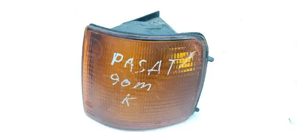 Volkswagen PASSAT B3 Front indicator light 133717
