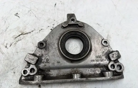 Audi A4 S4 B5 8D other engine part 056103153
