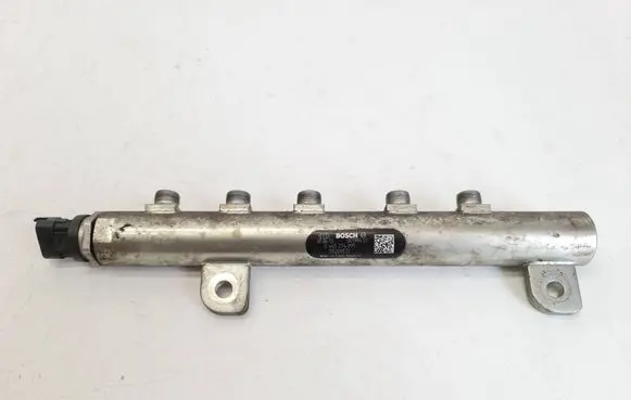 Opel Zafira B Fuel main line pipe 0445214095 55209572 001994L1