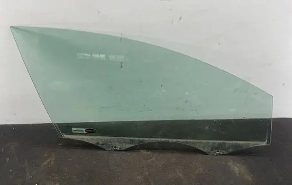 Audi Q7 4L Front door window glass four-door 43R001582 4L0845202