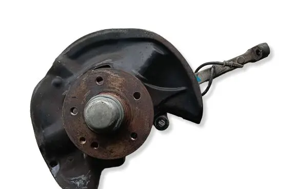 Chrysler Crossfire Front wheel hub 