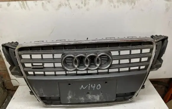 Audi A5 Sportback 8TA Front bumper upper radiator grill 8T0853651E 15051