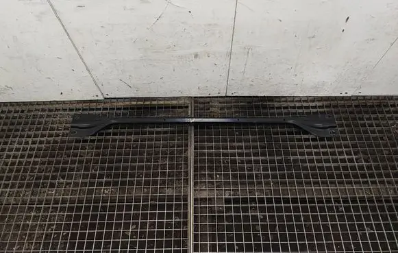 Ford Explorer VI Other engine bay part DG133C232AC