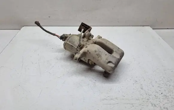 Volkswagen PASSAT B6 Rear brake caliper