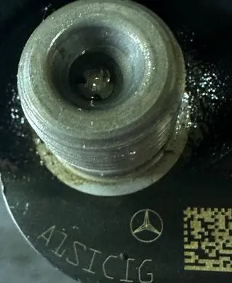 Mercedes-Benz ML W164 Fuel injector A6420701387