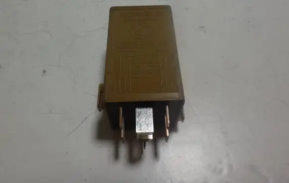 BMW X3 E83 Other relay 8384505