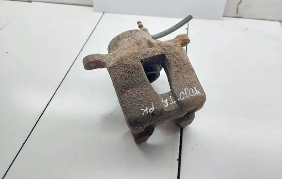 Toyota Corolla Verso E121 Front brake caliper 