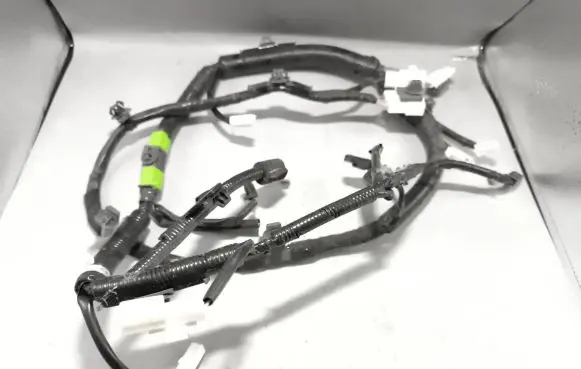 Mazda 3 III Tailgate/trunk wiring harness BHV367060A 59SP62 00004