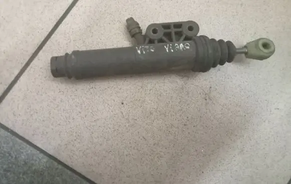 Mercedes-Benz Sprinter W901 W902 W903 W904 Clutch master cylinder 0002903212