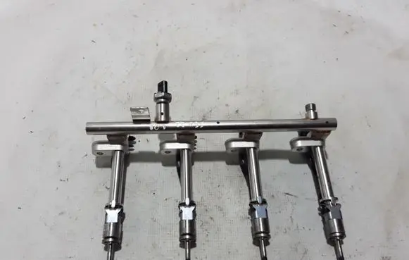 Volvo S60 Fuel main line pipe 31478396