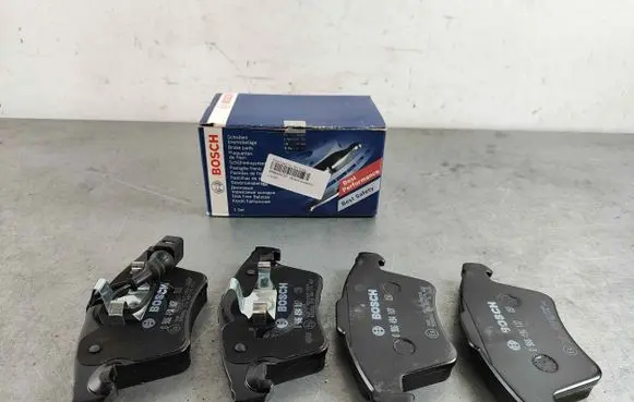 Volkswagen Multivan T5 Brake pads (front) 0986494107