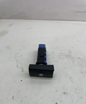 Hyundai Santa Fe Windscreen/window heater switch 202002962