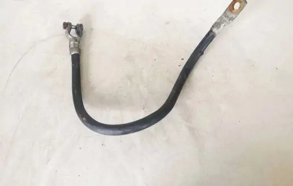 Volkswagen PASSAT B5 Positive cable (battery)