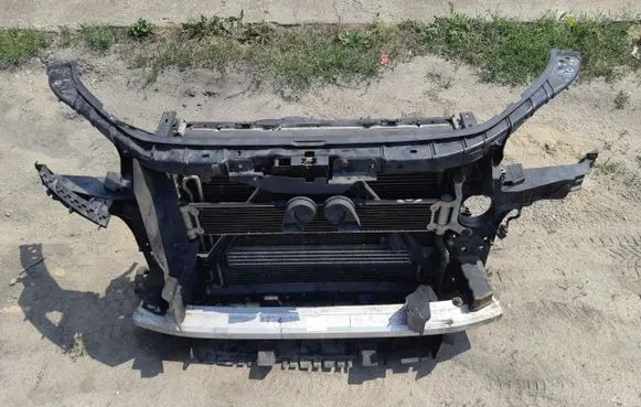 Audi Q7 4L Radiator support slam panel