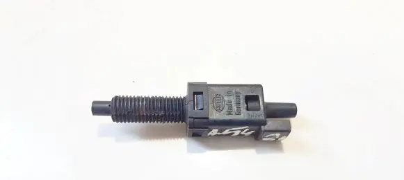 Audi A6 S6 C4 4A Brake pedal sensor switch 811907343b