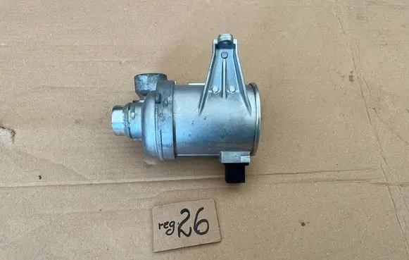 Volvo XC60 Water pump 32382249