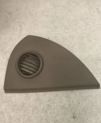 Audi Q7 4L Dashboard side end trim 4L0857085 T0022295 P0110750