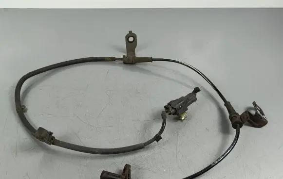 KIA Sorento ABS brake wheel speed sensor 95670C5000