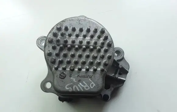 Toyota Prius (XW50) Water pump 161A039035