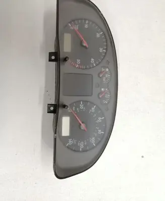 Volkswagen PASSAT B5 Speedometer (instrument cluster) 3B0919931 110008794010