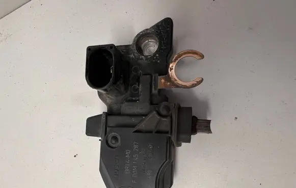 Mercedes-Benz Vito Viano W639 Generator/alternator part BR14M0 F00M145287