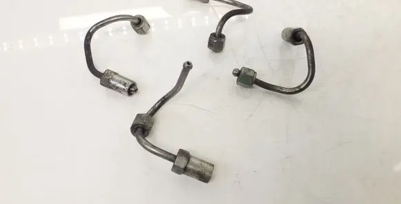 Opel Astra J Fuel injector supply line/pipe 